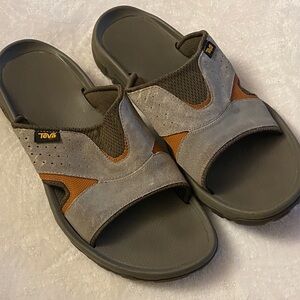 Teva Men's Gray and Tan Slide Sandals